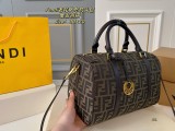 フェンディバッグ FENDI 2025新作 ハンドバッグ