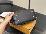 ルイヴィトンバッグ LOUIS VUITTON 2025新作 スリングバッグ