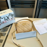 ディオールバッグ DIOR 2025新作 ショルダーバッグ