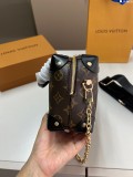 ルイヴィトンバッグ LOUIS VUITTON 2025新作 チェーンバッグ