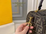 フェンディバッグ FENDI 2025新作 ハンドバッグ
