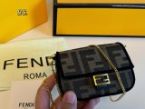 フェンディバッグ FENDI 2025新作 チェーンバッグ