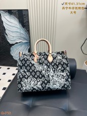 ルイヴィトンバッグ LOUIS VUITTON 2025新作 トートバッグ