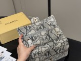 シャネルバッグ CHANEL 2025新作 チェーンバッグ