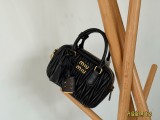 ミュウミュウバッグ Miu Miu 2025新作 ハンドバッグ