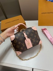 ルイヴィトンバッグ LOUIS VUITTON 2025新作 チェーンバッグ