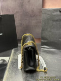 サンローランバッグ Yves Saint Laurent 2025新作 エンベロープバッグ