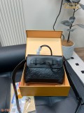 ルイヴィトンバッグ LOUIS VUITTON 2025新作 ショルダーバッグ