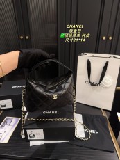 シャネルバッグ CHANEL 2025新作 スリングバッグ