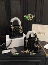 ディオールバッグ DIOR 2025新作 ハンドバッグ ディオールバッグ DIOR 2025新作 ハンドバッグ