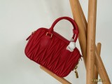 ミュウミュウバッグ Miu Miu 2025新作 ハンドバッグ