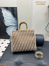 フェンディバッグ FENDI 2025新作 トートバッグ