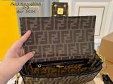 フェンディバッグ FENDI 2025新作 ショルダーバッグ