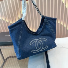 シャネルバッグ CHANEL 2025新作 ショルダーバッグ