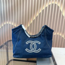 シャネルバッグ CHANEL 2025新作 ショルダーバッグ