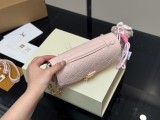 ルイヴィトンバッグ LOUIS VUITTON 2025新作 メッセンジャーバッグ