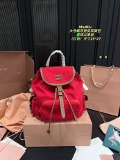 ミュウミュウバッグ Miu Miu 2025新作 バックパック
