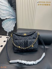 シャネルバッグ CHANEL 2025新作 メッセンジャーバッグ