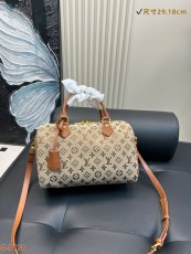ルイヴィトンバッグ LOUIS VUITTON 2025新作 ハンドバッグ