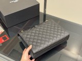 サンローランバッグ Yves Saint Laurent 2025新作 エンベロープバッグ