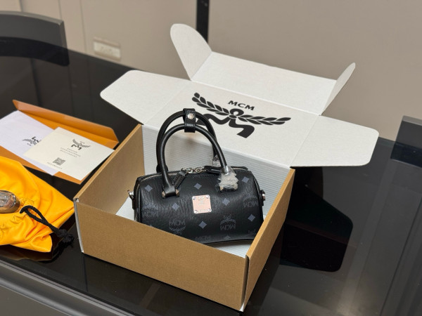 エムシーエムバッグ MCM 2025新作 ハンドバッグ