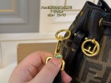フェンディバッグ FENDI 2025新作 バケットバッグ