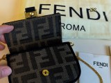 フェンディバッグ FENDI 2025新作 チェーンバッグ