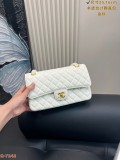 シャネルバッグ CHANEL 2025新作 チェーンバッグ
