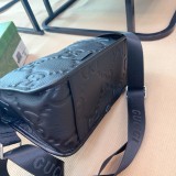 グッチバッグ GUCCI 2025新作 メッセンジャーバッグ