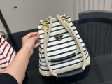 プラダバッグ PRADA 2025新作 バケットバッグ