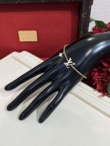 ルイヴィトンブレスレット LOUIS VUITTON 2025新作 ブレスレット