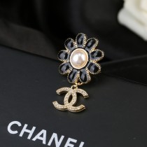 シャネルブローチ CHANEL 2025新作 ブローチ
