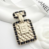 シャネルブローチ CHANEL 2025新作 ブローチ