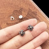クロムハーツピアス CHROME HEARTS 2025新作 ピアス