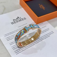 ブルガリブレスレット BVLGARI 2025新作 ブレスレット