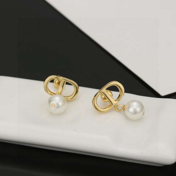 ディオールピアス DIOR 2025新作 ピアス