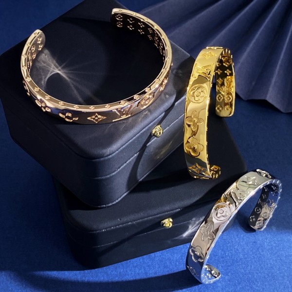 ルイヴィトンブレスレット LOUIS VUITTON 2025新作 ブレスレット