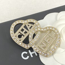 シャネルブローチ CHANEL 2025新作 ブローチ