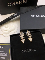 シャネルピアス CHANEL 2025新作 ピアス シャネルピアス CHANEL 2025新作 ピアス