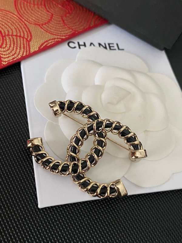 シャネルブローチ CHANEL 2025新作 ブローチ