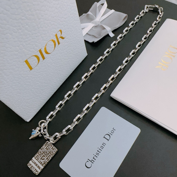 ディオールネックレス DIOR 2025新作 ネックレス