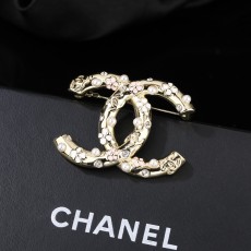 シャネルブローチ CHANEL 2025新作 ブローチ