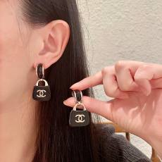 シャネルピアス CHANEL 2025新作 ピアス