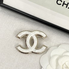 シャネルブローチ CHANEL 2025新作 ブローチ