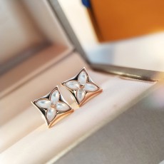 ルイヴィトンピアス LOUIS VUITTON 2025新作 ピアス