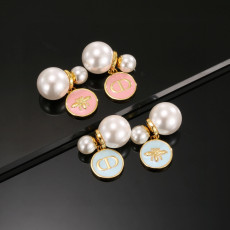 ディオールピアス DIOR 2025新作 ピアス