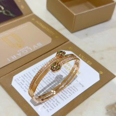 ブルガリブレスレット BVLGARI 2025新作 ブレスレット