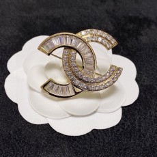 シャネルブローチ CHANEL 2025新作 ブローチ