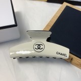 シャネルカチューシャ CHANEL 2025新作 カチューシャ