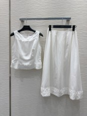 ヴァレンティノ服 VALENTINO 2025新作 スーツ